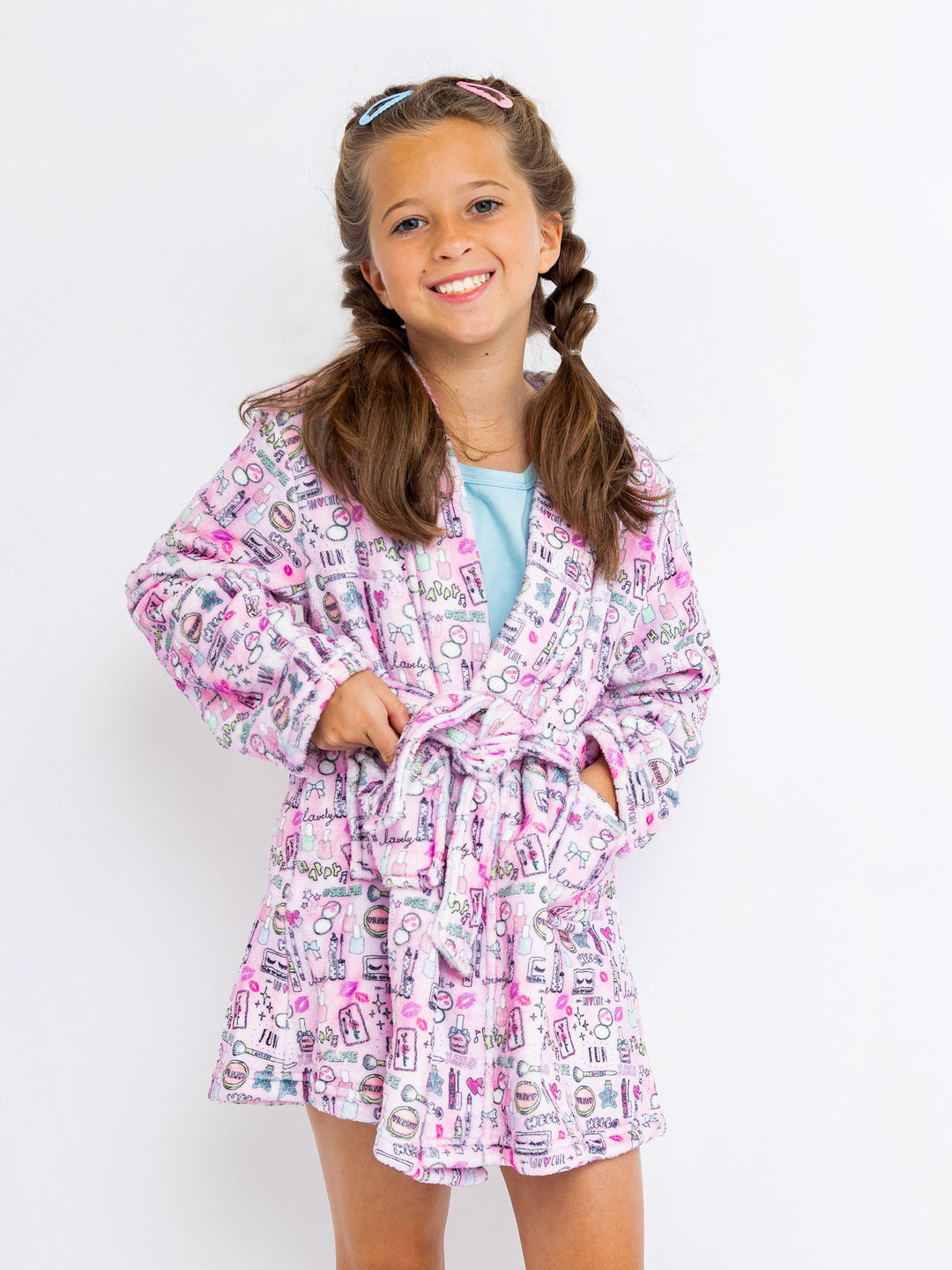 Girls Makeup Printed Plush Spa Robe | Preppy Goose – Limeapple