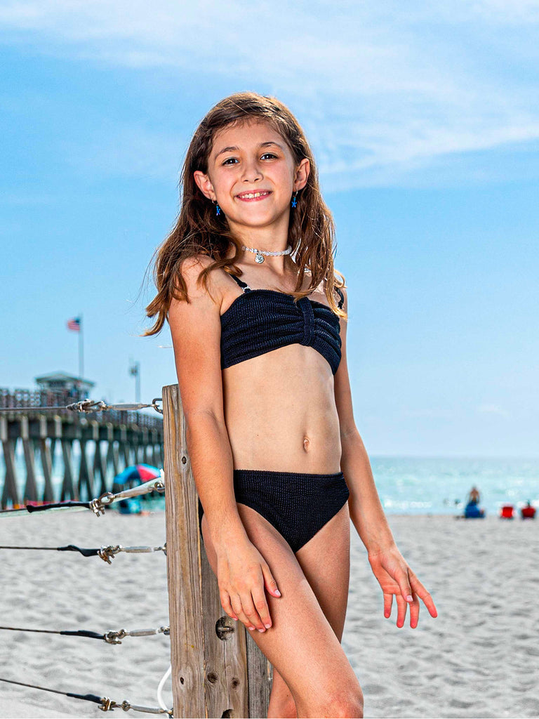 madeline-black-textured-