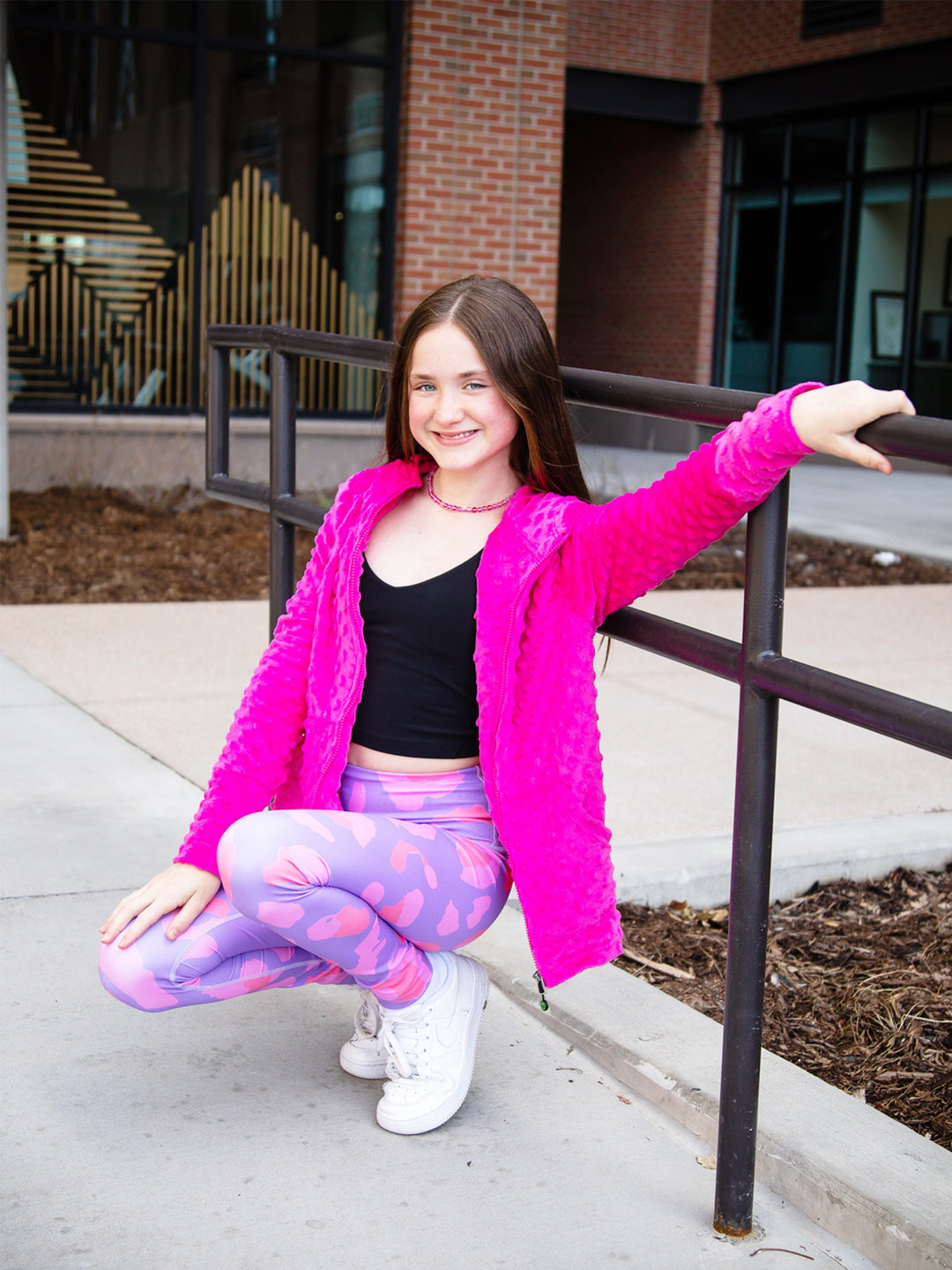 girls fuchsia printed activewear leggings